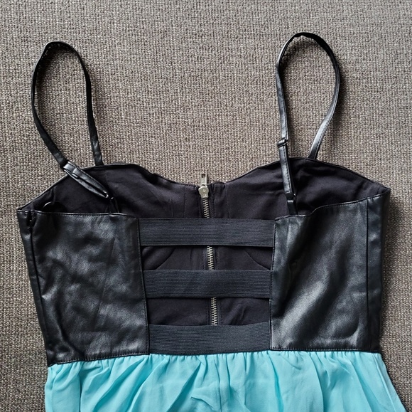 FOREVER 21 TOP FAUX LEATHER HIGH LOW DRESS - Picture 4 of 4